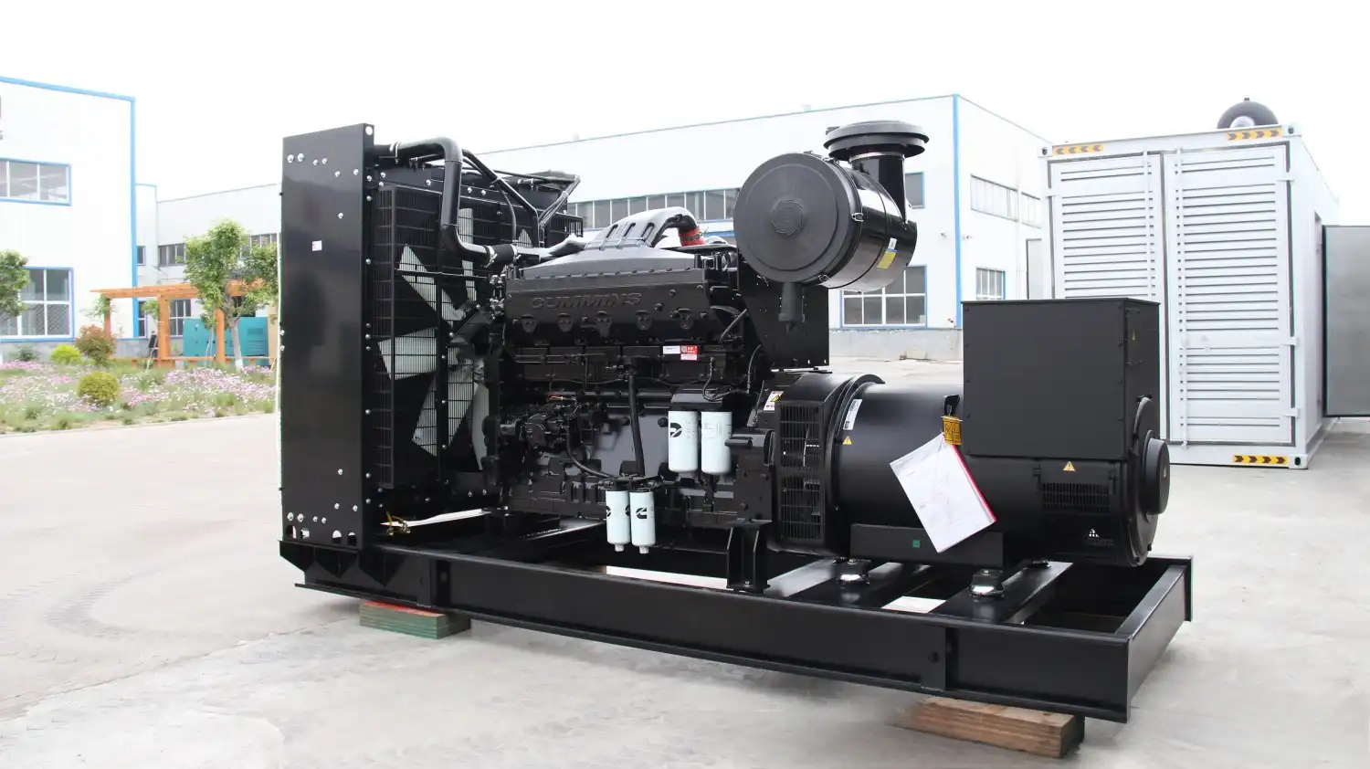 Silent water-cooled generator Silent water-cooled generator